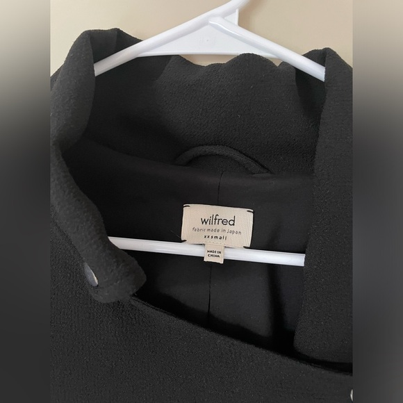 Aritzia Wilfred Black Mayet Crepe Moto
Jacket XXS NWOT - Picture 3 of 5